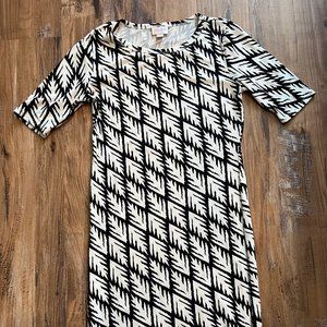 LuLaRoe Black & White Dress Sz XXS - Fitted
